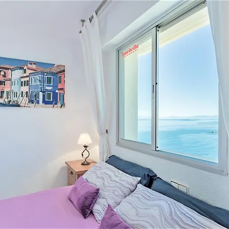 Beachfront Center * 马尔韦利亚