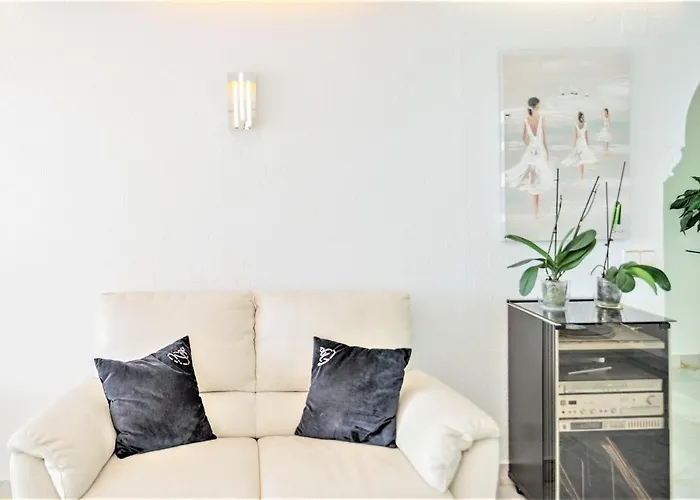 Beachfront Center Διαμέρισμα *