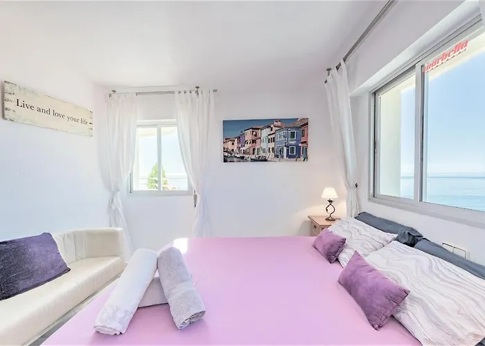 Beachfront Center Διαμέρισμα Μαρμπέλλα